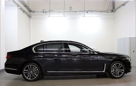 BMW 7 серия, 2019 год, 8 999 999 рублей, 4 фотография