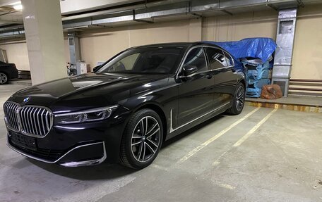 BMW 7 серия, 2019 год, 8 999 999 рублей, 2 фотография