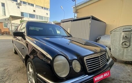 Mercedes-Benz E-Класс, 1996 год, 230 000 рублей, 9 фотография