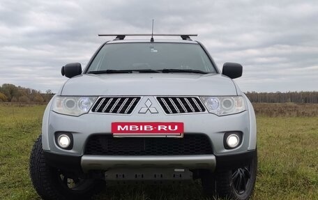 Mitsubishi Pajero Sport II рестайлинг, 2012 год, 2 000 000 рублей, 2 фотография