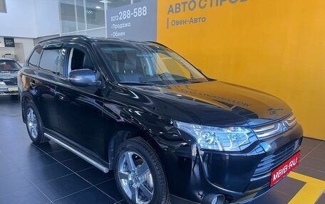 Mitsubishi Outlander III рестайлинг 3, 2013 год, 1 522 000 рублей, 1 фотография