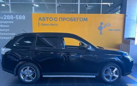 Mitsubishi Outlander III рестайлинг 3, 2013 год, 1 522 000 рублей, 2 фотография