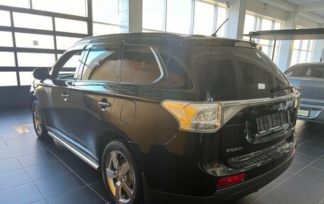 Mitsubishi Outlander III рестайлинг 3, 2013 год, 1 522 000 рублей, 5 фотография