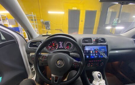 Volkswagen Golf VI, 2011 год, 1 250 000 рублей, 9 фотография