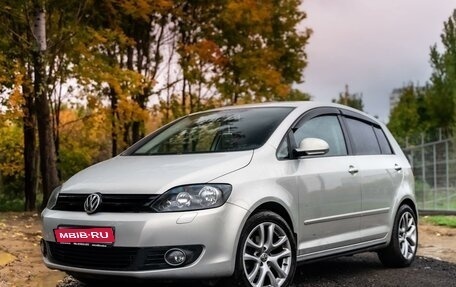 Volkswagen Golf Plus II, 2012 год, 1 090 000 рублей, 1 фотография