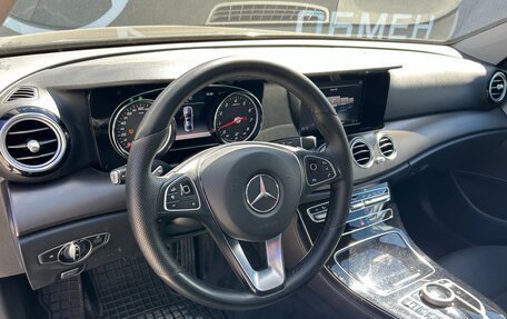 Mercedes-Benz E-Класс, 2017 год, 2 350 000 рублей, 14 фотография