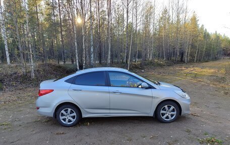 Hyundai Solaris II рестайлинг, 2013 год, 760 000 рублей, 5 фотография