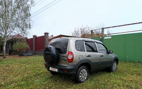 Chevrolet Niva I рестайлинг, 2013 год, 665 000 рублей, 5 фотография