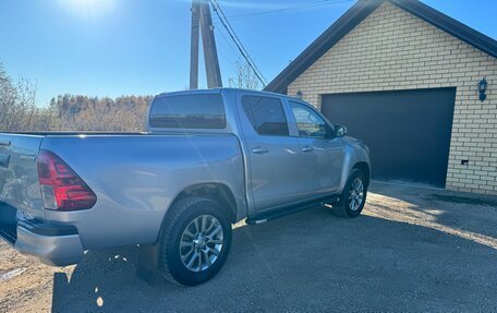 Toyota Hilux VIII, 2019 год, 2 850 000 рублей, 5 фотография