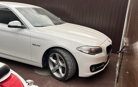 BMW 5 серия, 2014 год, 1 820 000 рублей, 2 фотография