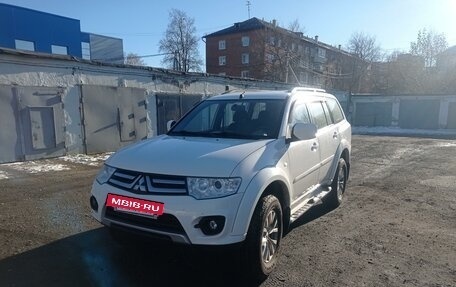 Mitsubishi Pajero Sport II рестайлинг, 2013 год, 1 950 000 рублей, 8 фотография