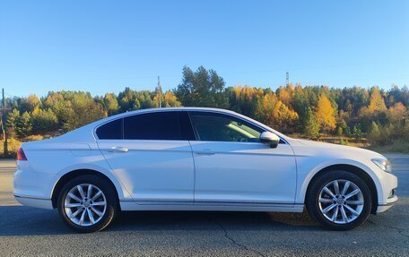 Volkswagen Passat B8 рестайлинг, 2019 год, 3 600 000 рублей, 3 фотография