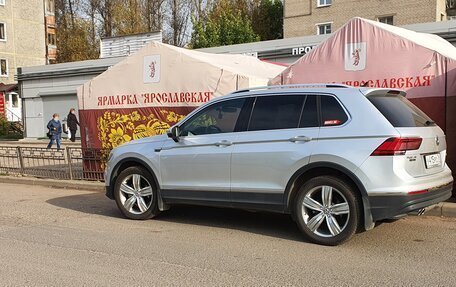 Volkswagen Tiguan II, 2018 год, 2 800 000 рублей, 22 фотография