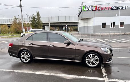 Mercedes-Benz E-Класс, 2015 год, 2 450 000 рублей, 3 фотография