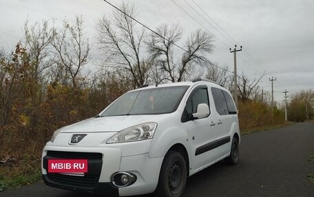 Peugeot Partner II рестайлинг 2, 2011 год, 599 999 рублей, 1 фотография