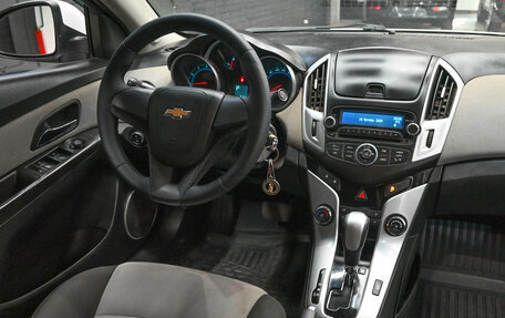 Chevrolet Cruze II, 2013 год, 990 000 рублей, 12 фотография