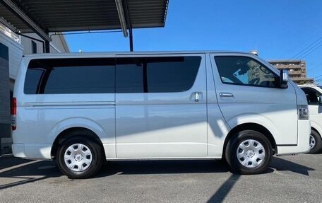 Toyota HiAce H200, 2023 год, 5 195 000 рублей, 5 фотография