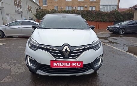 Renault Kaptur I рестайлинг, 2021 год, 1 855 000 рублей, 2 фотография