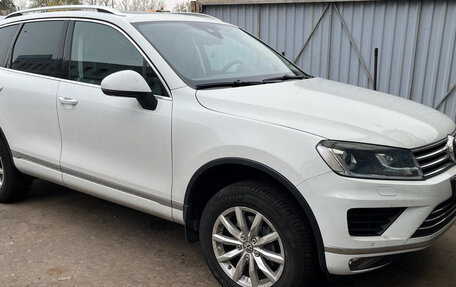 Volkswagen Touareg III, 2015 год, 2 950 000 рублей, 5 фотография