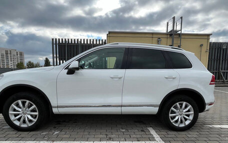 Volkswagen Touareg III, 2015 год, 2 950 000 рублей, 9 фотография