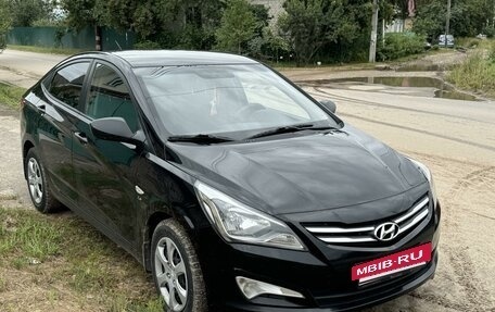 Hyundai Solaris II рестайлинг, 2015 год, 930 000 рублей, 4 фотография