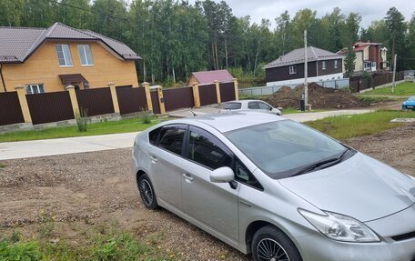 Toyota Prius, 2012 год, 1 170 000 рублей, 2 фотография