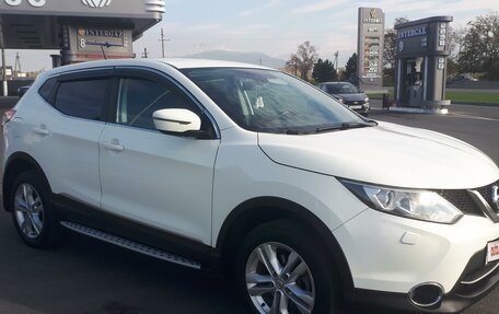 Nissan Qashqai, 2015 год, 1 670 000 рублей, 2 фотография