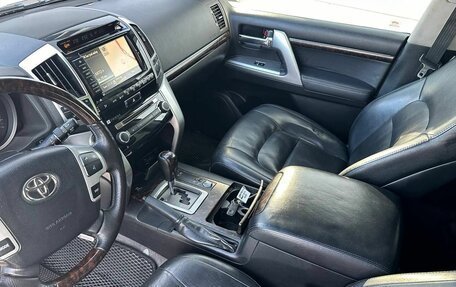 Toyota Land Cruiser 200, 2014 год, 3 999 000 рублей, 11 фотография