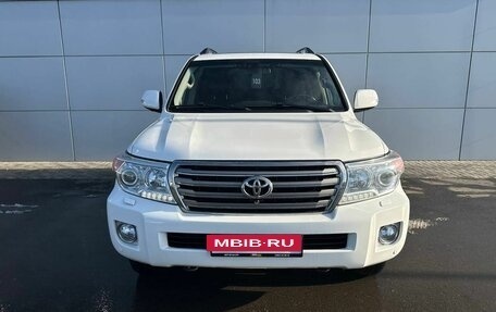 Toyota Land Cruiser 200, 2014 год, 3 999 000 рублей, 2 фотография