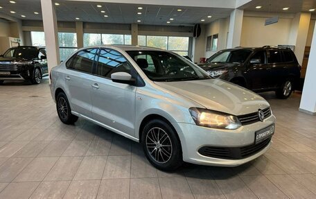 Volkswagen Polo VI (EU Market), 2011 год, 909 000 рублей, 3 фотография