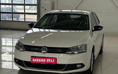 Volkswagen Jetta VI, 2013 год, 1 190 000 рублей, 1 фотография