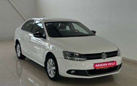 Volkswagen Jetta VI, 2013 год, 1 190 000 рублей, 3 фотография