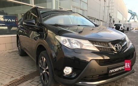 Toyota RAV4, 2015 год, 2 410 000 рублей, 3 фотография