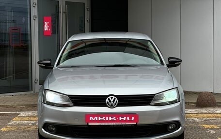 Volkswagen Jetta VI, 2011 год, 998 000 рублей, 3 фотография