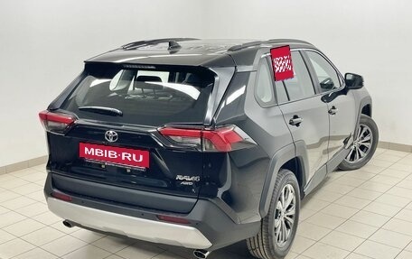 Toyota RAV4, 2024 год, 4 900 000 рублей, 9 фотография