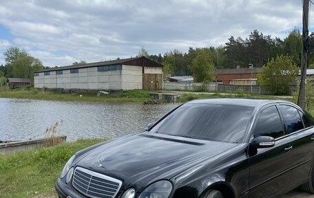 Mercedes-Benz E-Класс, 2003 год, 915 000 рублей, 6 фотография