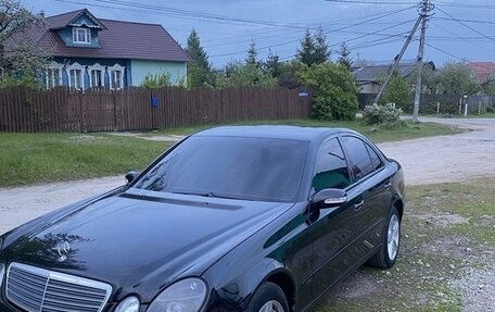 Mercedes-Benz E-Класс, 2003 год, 915 000 рублей, 5 фотография