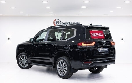 Toyota Land Cruiser, 2023 год, 13 590 000 рублей, 6 фотография