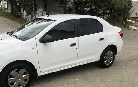 Renault Logan II, 2016 год, 520 000 рублей, 9 фотография