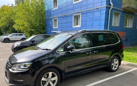 Volkswagen Sharan II, 2014 год, 1 480 000 рублей, 1 фотография