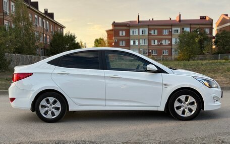 Hyundai Solaris II рестайлинг, 2015 год, 1 180 000 рублей, 5 фотография