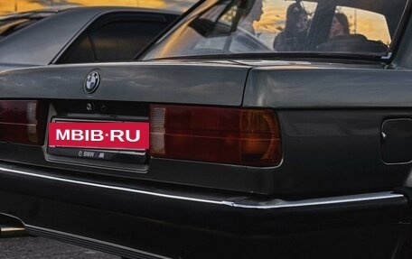 BMW 3 серия, 1987 год, 500 000 рублей, 13 фотография