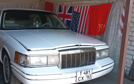 Lincoln Town Car II, 1992 год, 1 500 000 рублей, 6 фотография