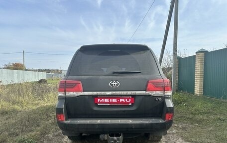 Toyota Land Cruiser 200, 2016 год, 6 950 000 рублей, 3 фотография