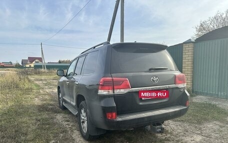 Toyota Land Cruiser 200, 2016 год, 6 950 000 рублей, 4 фотография