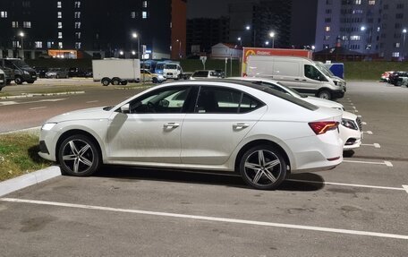 Skoda Octavia IV, 2021 год, 1 900 000 рублей, 13 фотография