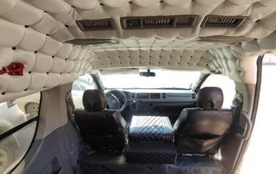 Toyota HiAce H200, 2008 год, 2 300 000 рублей, 1 фотография