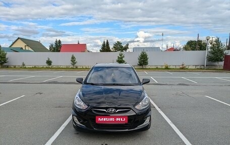 Hyundai Solaris II рестайлинг, 2012 год, 900 000 рублей, 7 фотография