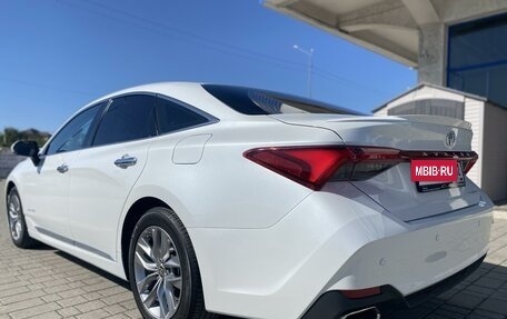 Toyota Avalon, 2022 год, 4 930 000 рублей, 7 фотография