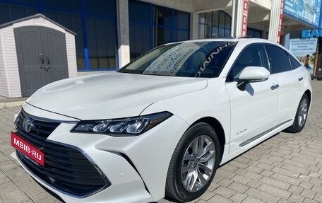 Toyota Avalon, 2022 год, 4 930 000 рублей, 14 фотография